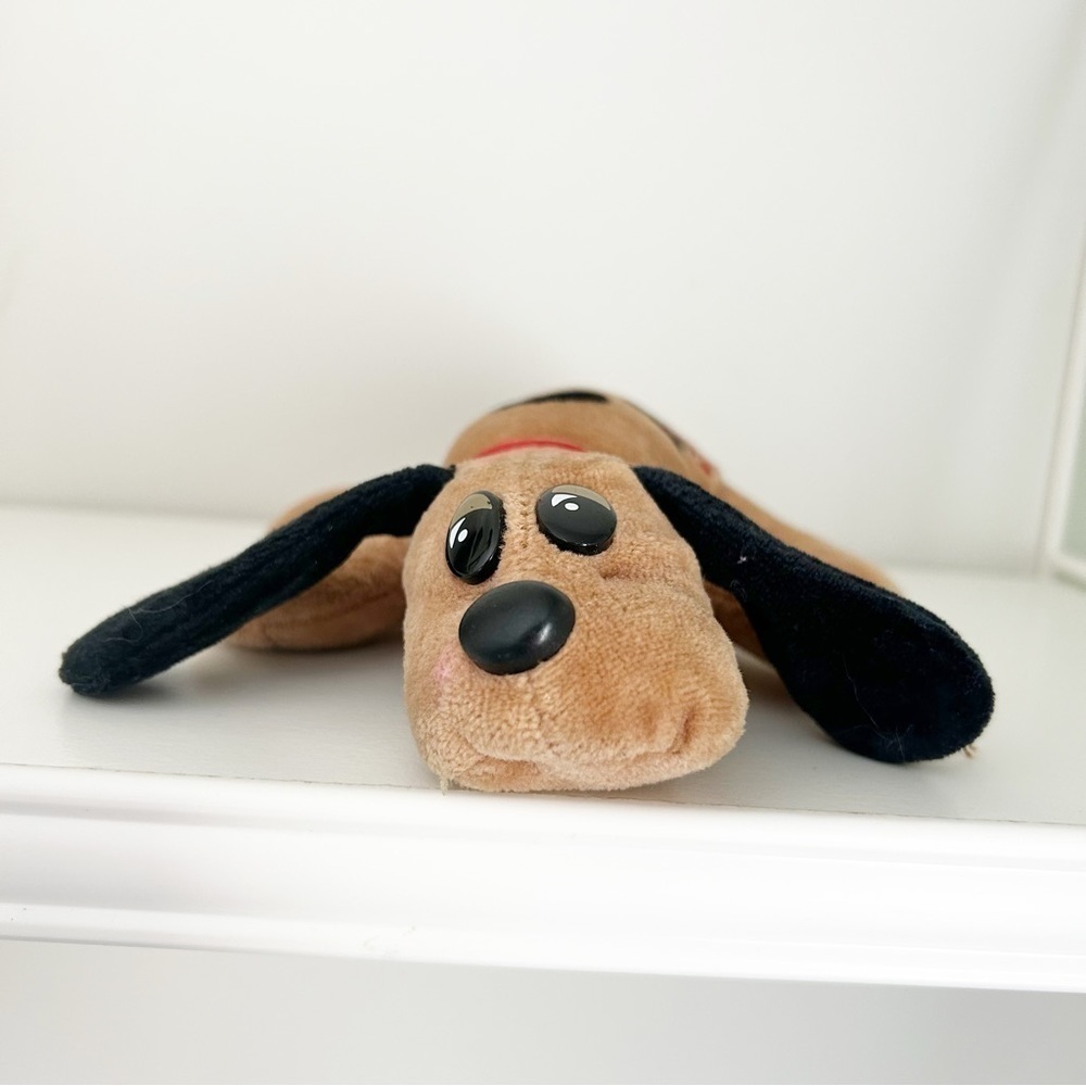 Vintage 1986 Pound Puppy Tonka plush dog 8 inch